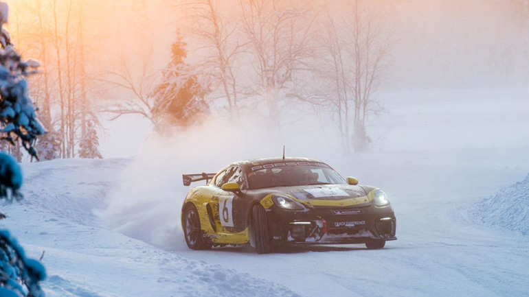 Ορισμένοι οδηγοί δεν σταματούν να ντριφτάρουν ποτέ